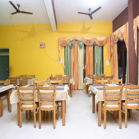 Hotel Sunita Almora Luaran gambar