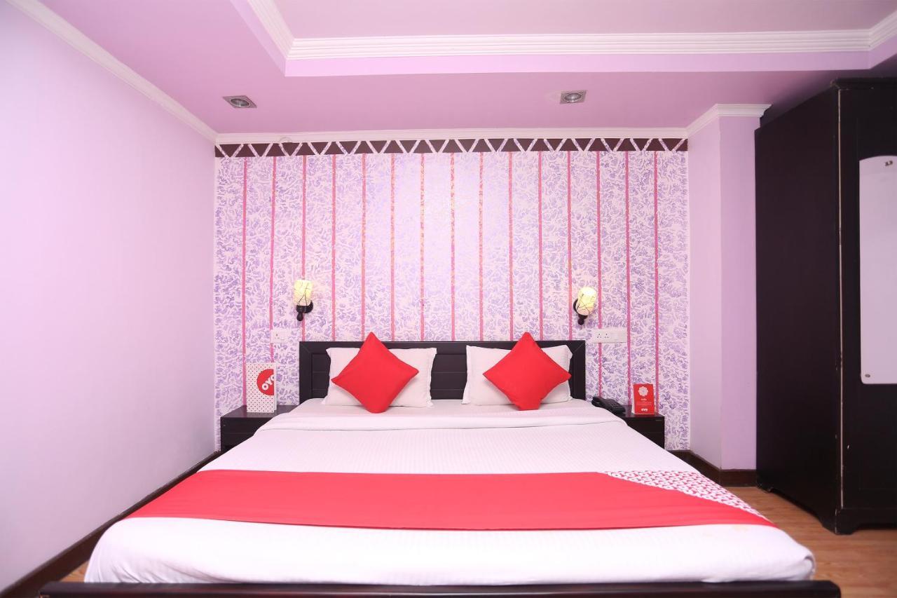 Hotel Sunita Almora Luaran gambar