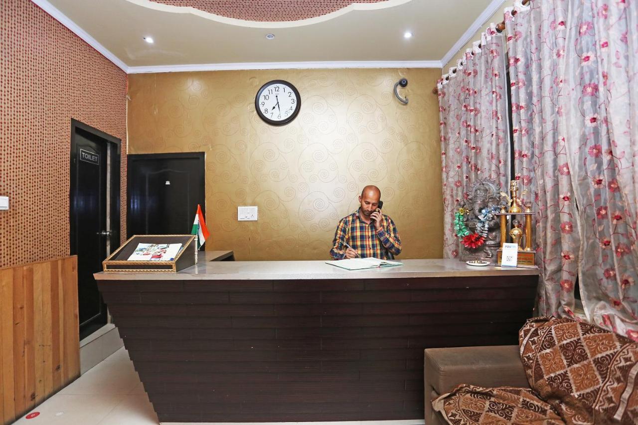 Hotel Sunita Almora Luaran gambar