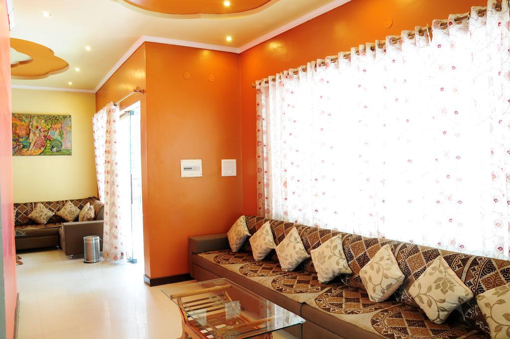 Hotel Sunita Almora Luaran gambar