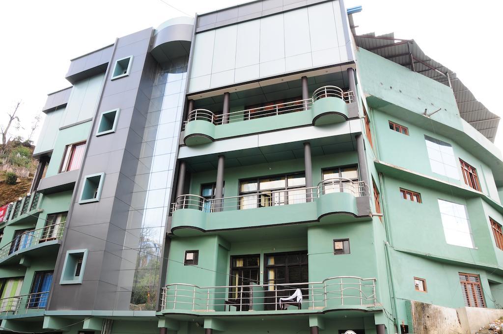 Hotel Sunita Almora Luaran gambar