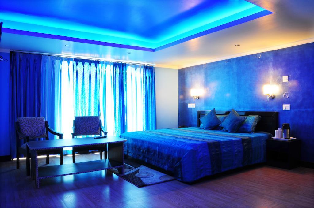 Hotel Sunita Almora Bilik gambar