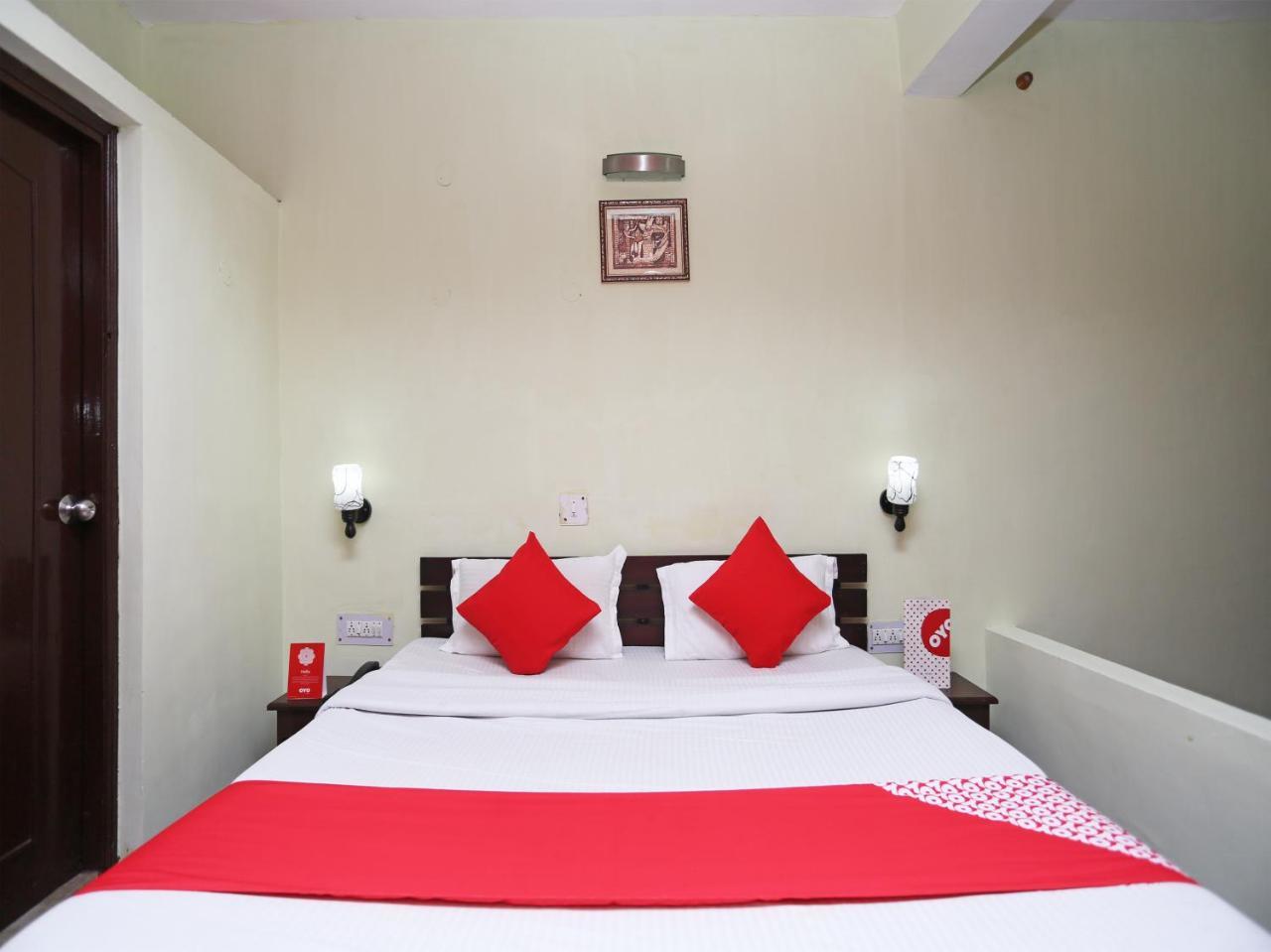 Hotel Sunita Almora Luaran gambar