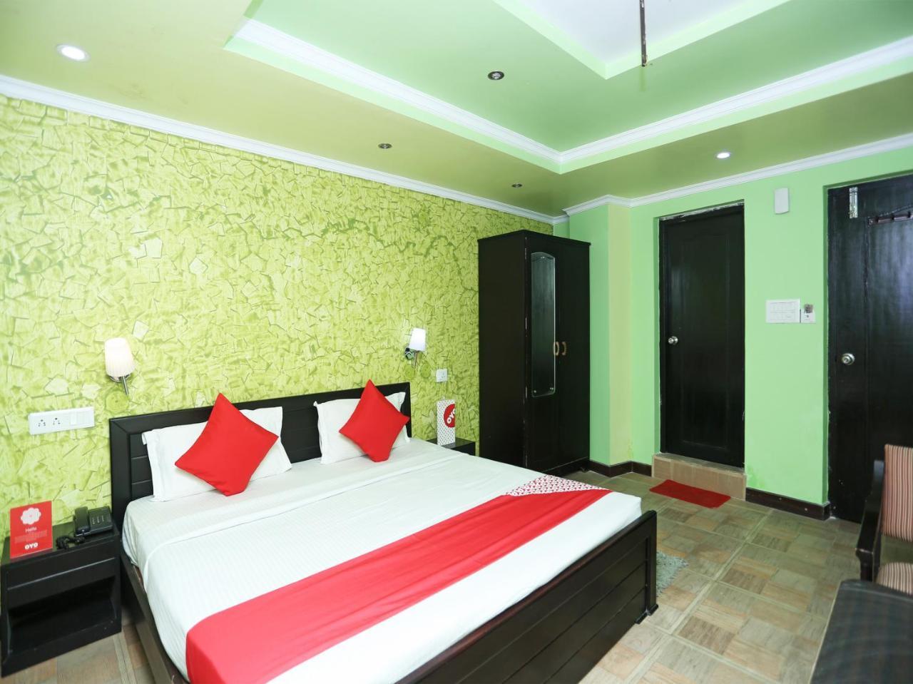Hotel Sunita Almora Luaran gambar
