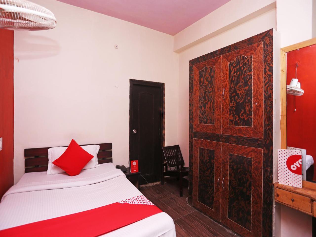 Hotel Sunita Almora Luaran gambar