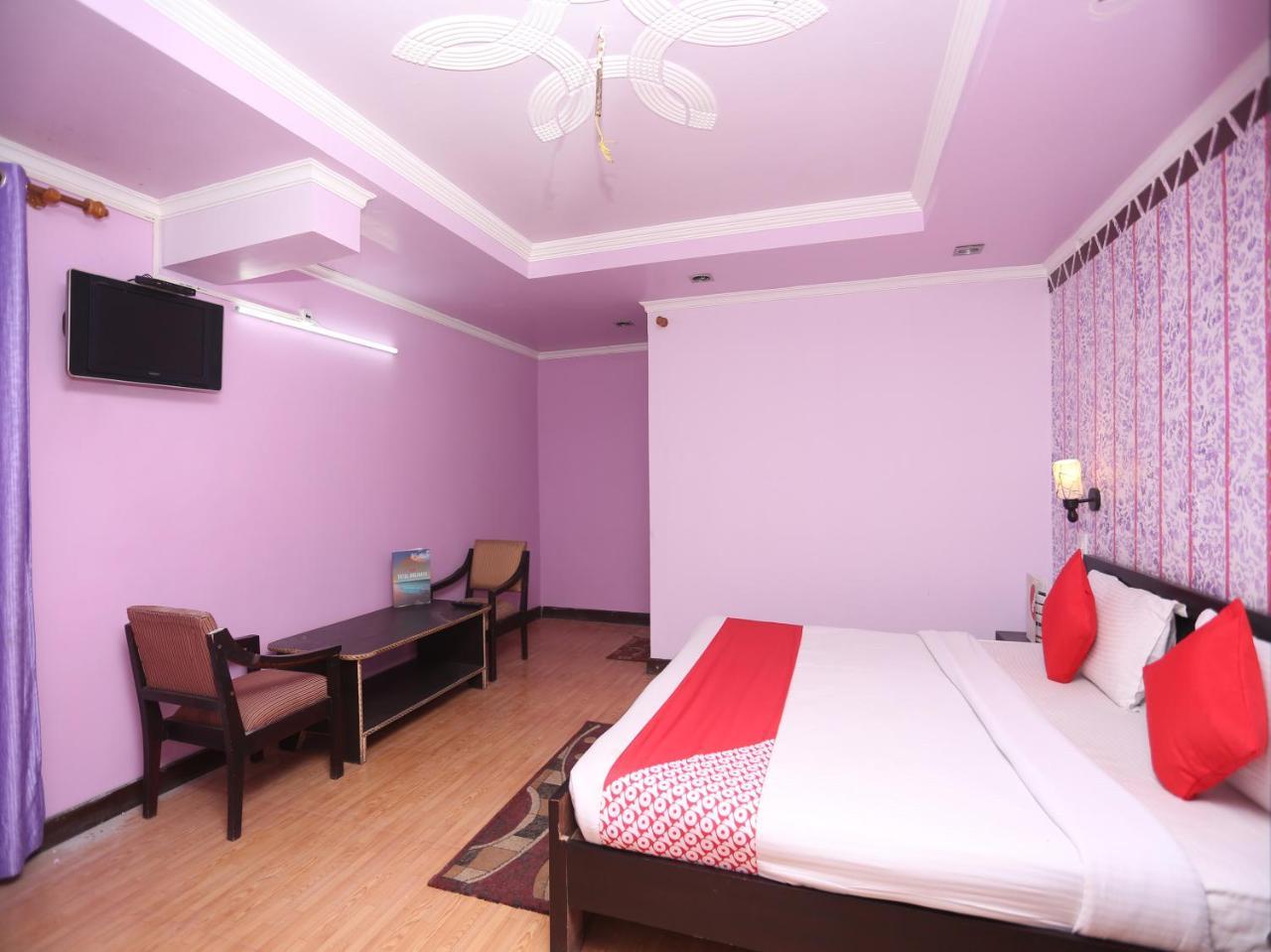 Hotel Sunita Almora Luaran gambar