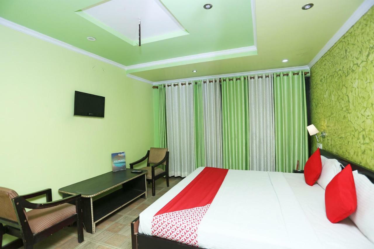 Hotel Sunita Almora Luaran gambar
